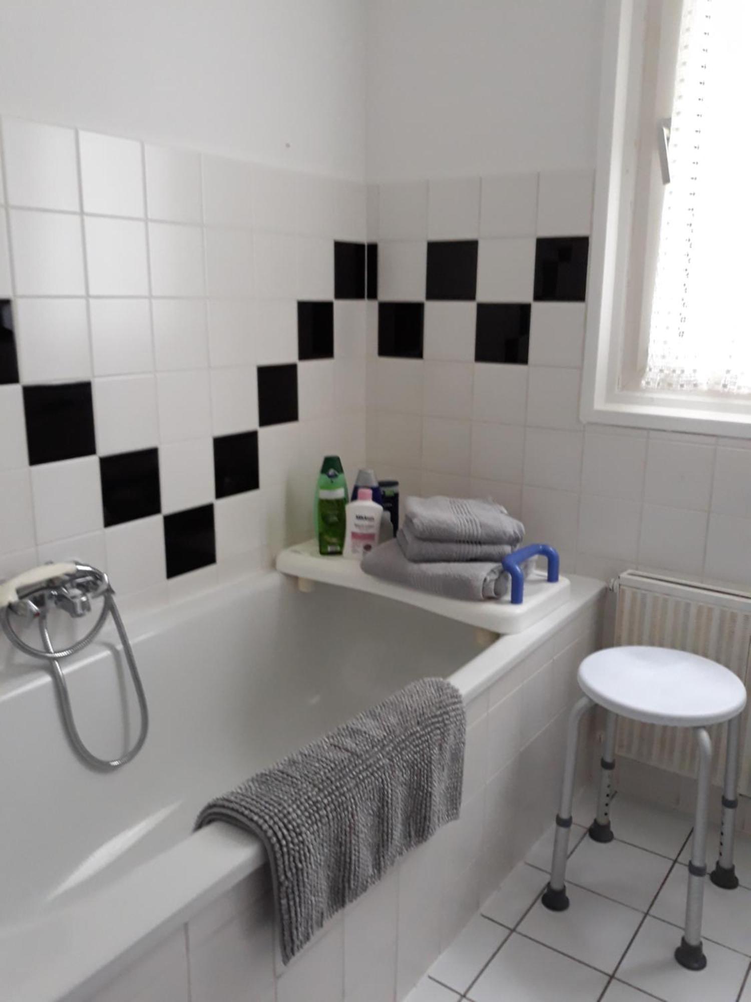 Apartament Am Klinikum Solingen Pokój zdjęcie